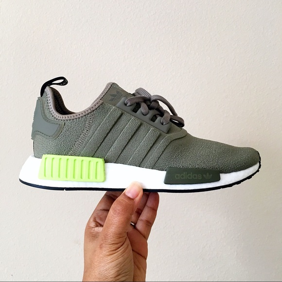 adidas nmd r1 olive green